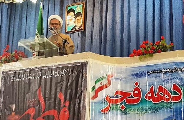 مردم با حضور در راهپیمایی 22بهمن پشتیبانی خود را از نظام بیان می کنند/ مردم انتظار پیشرفت اقتصادی و ترویج روحیه جهادی در مدیریت کشور را دارند