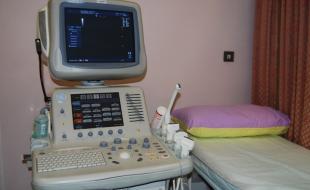 رقابت برای یک بازار پول ساز/ پزشکان هم سونوگرافی می کنند!