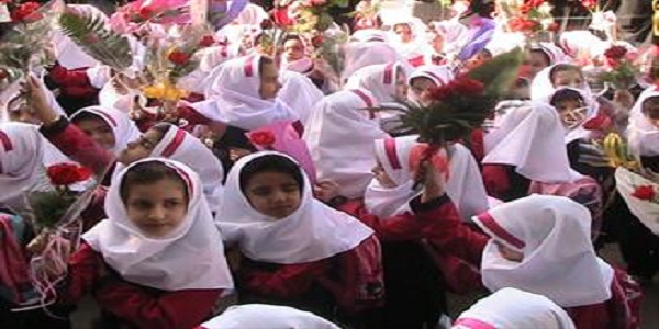 زنگ مهر و  مقاومت در هرسین نواخته می شود/مدارس هرسین میزبان 998کلاس اولی 