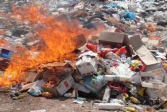 کشف و معدوم سازی 400کیلو گرم مواد غذایی فاسد در هرسین