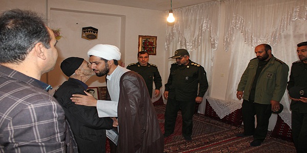 دیدار با خانواده معظم شهدا در هرسین دیدار با خانواده معظم شهدا در هرسین