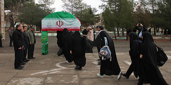 اعزام دانش آموزان هرسینی به مناطق عملیاتی جنوب کشور