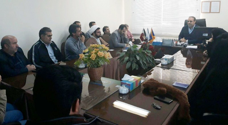 برگزاری جلسه جذب حامی در محل کمیته امداد هرسین/ محمدی: تلاش مجموعه کمیته امداد در رفع مشکلات خانواده های ایتام است