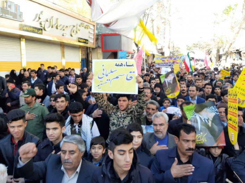 فریاد انتقام خواهی دیار مومنان در سوگ سردار دل ها/ حضور  حماسی مردم هرسین ماندگار شد