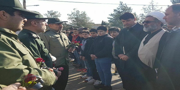 تجدید میثاق مسئولان شهرستان هرسین با آرمانهای شهدا و امام راحل(ره)/ تقدیر از اقدام مقتدرانه سپاه در انهدام پایگاه های نظامی آمریکا