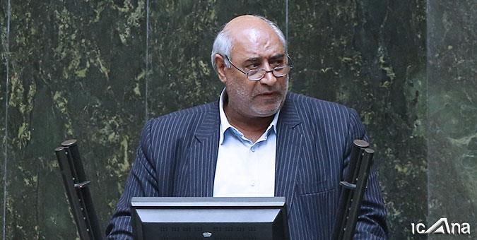 وزیر علوم از وضعیت دستگاه‌های زیرمجموعه خود بی اطلاع است