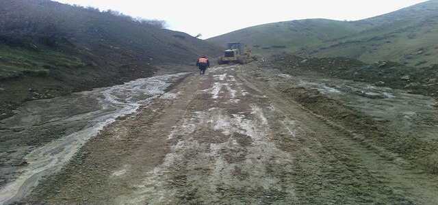 خسارت به برخی از راه های روستایی در بخش مرکزی هرسین/ تمام مسیرها بازگشایی شد