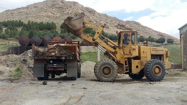 تمامی راه های دسترسی به تفرجگاههای هرسین مسدود شد