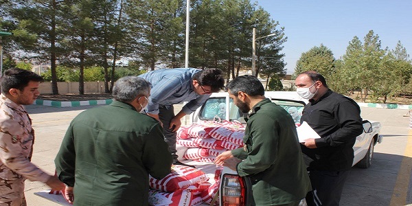 توزیع 145بسته معیشتی بین معسرین شهرستان هرسین توزیع 145بسته معیشتی بین معسرین شهرستان هرسین