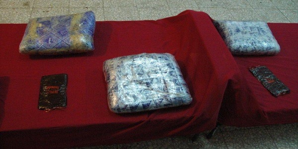 کشف 38 کیلوگرم انواع مواد مخدر در هرسین کشف 38 کیلوگرم انواع مواد مخدر در هرسین