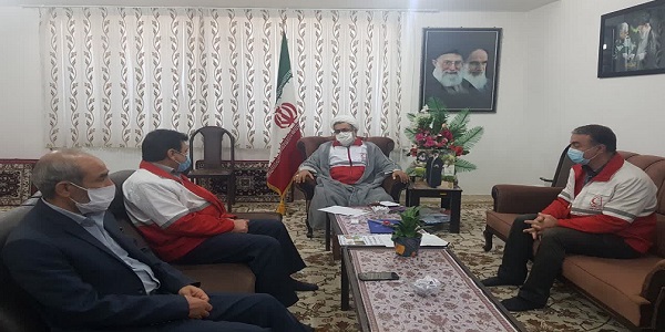 دیدار رئیس و جمعی از پرسنل هلال احمر شهرستان با امام جمعه هرسین