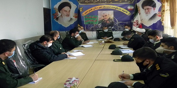 نشست فرماندهان نیروی انتظامی و سپاه ناحیه هرسین /بررسی راهکارهای کاهش بزه های اجتماعی در شهرستان