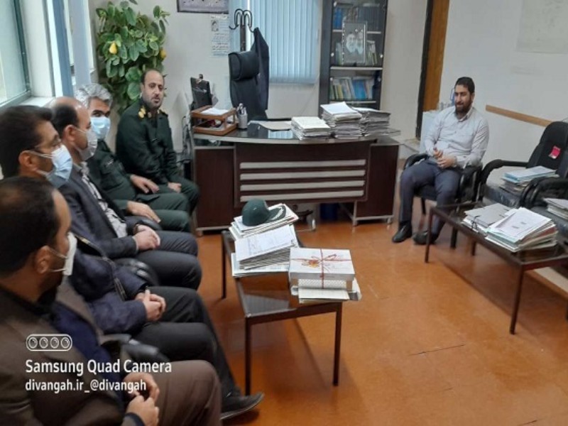 دیدار فرمانده و جمعی از پرسنل سپاه ناحیه هرسین با دادستان شهرستان/ تاکید بر تعامل دو سویه در رفع مشکلات
