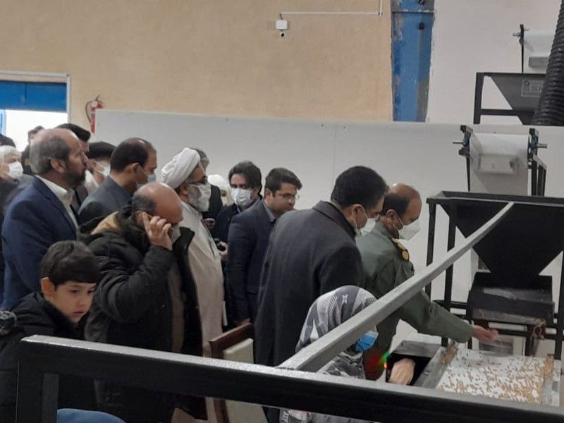 افتتاح کارخانه بسته بندی جبوبات مس چی با ظرفیت13نفر اشتغالزایی در هرسین افتتاح کارخانه بسته بندی جبوبات مس چی با ظرفیت13نفر اشتغالزایی در هرسین
