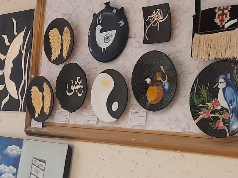 برپایی نمایشگاه آثار هنری و خوشنویسی در سالن الزهرای هرسین