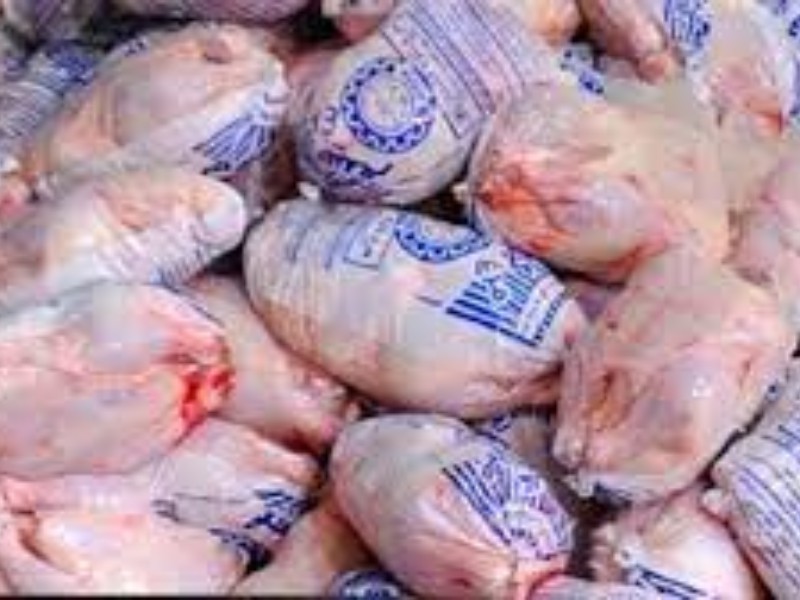 توزیع 6 تن مرغ منجمد تنظیم بازار در شهرستان هرسین