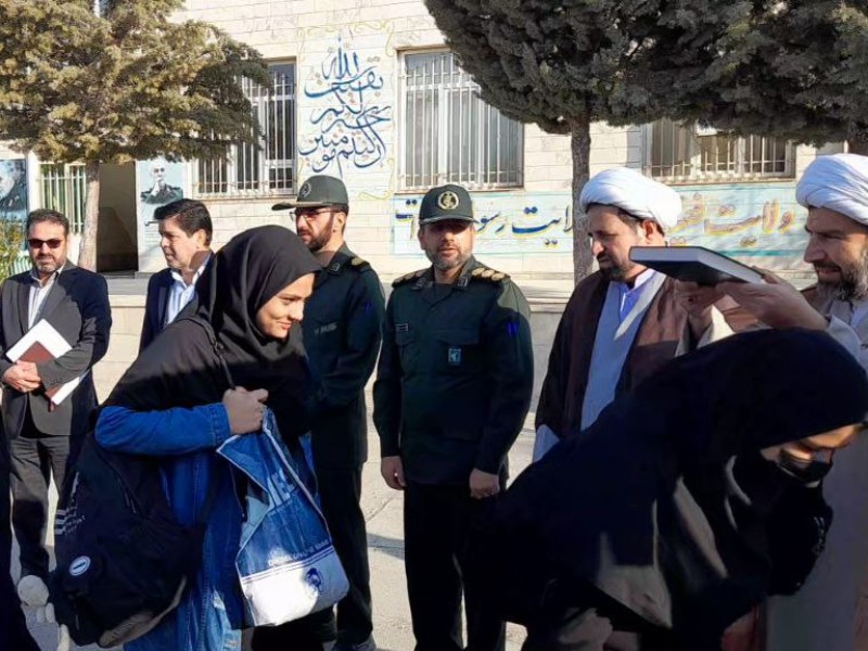اعزام کاروان راهیان نوراز هرسین و بیستون به مناطق عملیاتی غرب کشور اعزام کاروان راهیان نوراز هرسین و بیستون به مناطق عملیاتی غرب کشور
