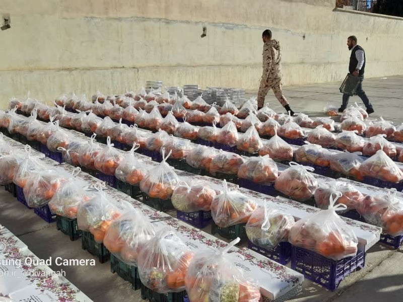 توزیع 1000بسته معیشتی در رزمایش بزرگ مواسات و همدلی در هرسین توزیع 1000بسته معیشتی در رزمایش بزرگ مواسات و همدلی در هرسین