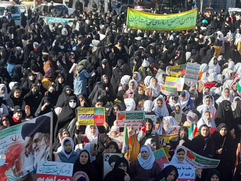 حضور شکوهمند مردم هرسین در جشن پیروزی انقلاب حضور شکوهمند مردم هرسین در جشن پیروزی انقلاب