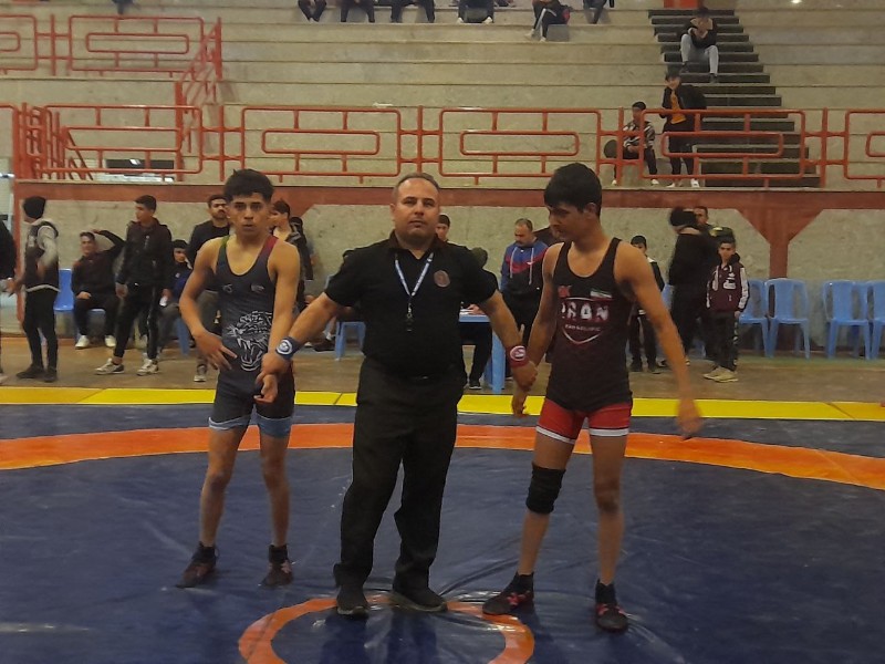 هرسین قهرمان مسابقات کشتی شرق استان شد هرسین قهرمان مسابقات کشتی شرق استان شد