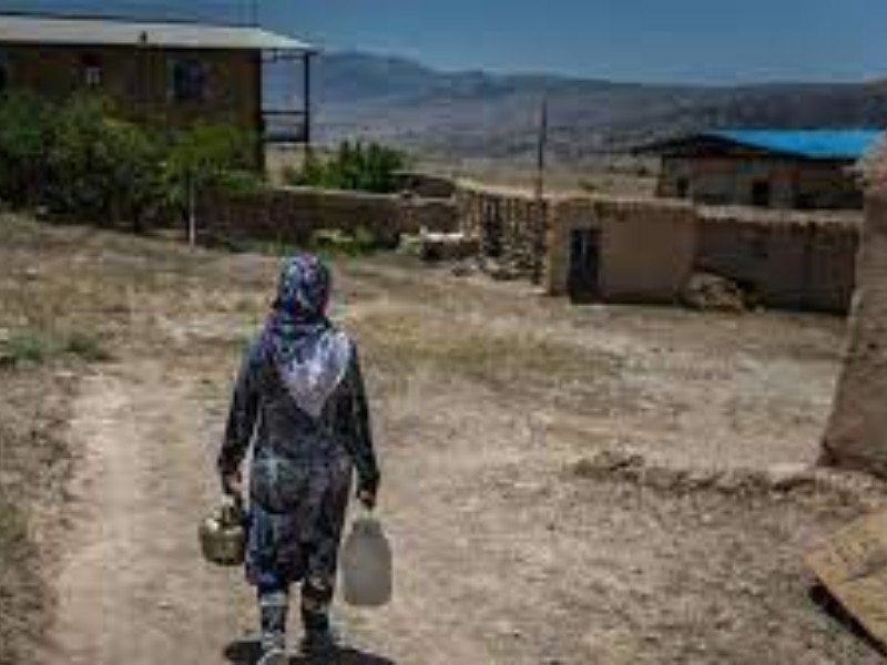 مهمترین مشکل روستاهای بخش مرکزی تنش آبی است/رفع مشکل اینترنت روستای میدان زمانبر است مهمترین مشکل روستاهای بخش مرکزی تنش آبی است/رفع مشکل اینترنت روستای میدان زمانبر است