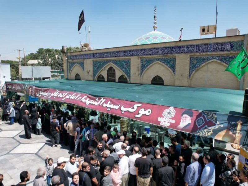 حال و هوای خدمت رسانی به زوار اربعین حسینی در بیستون حال و هوای خدمت رسانی به زوار اربعین حسینی در بیستون