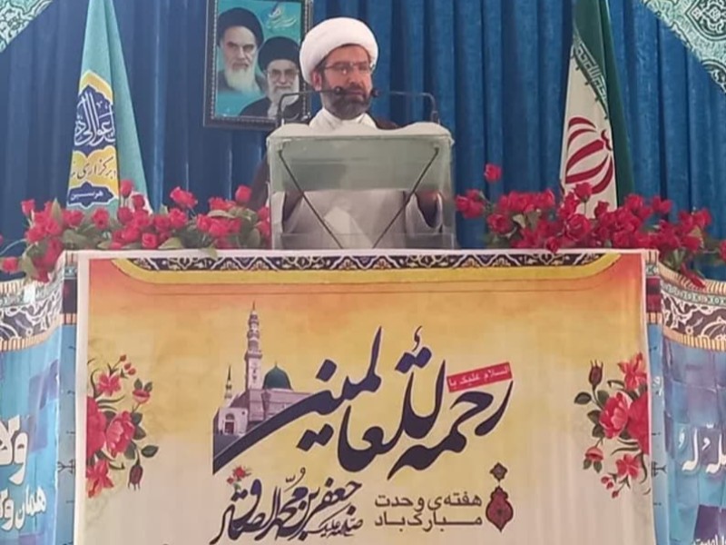هدف دشمن استحاله و تضعیف بنیه اعتقادی خانواده است هدف دشمن استحاله و تضعیف بنیه اعتقادی خانواده است