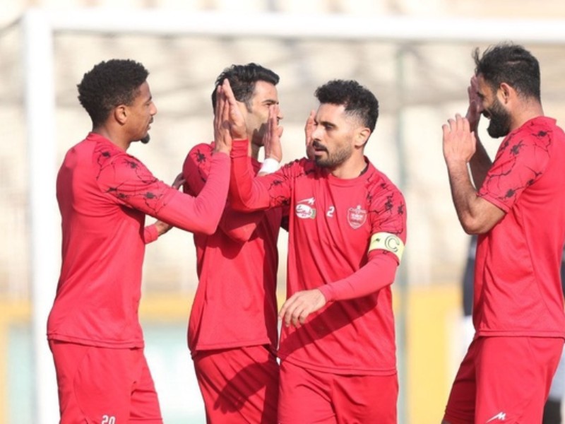 پرسپولیس بداند سپاهان مثل تیم های قعرنشین نیست! پرسپولیس بداند سپاهان مثل تیم های قعرنشین نیست!