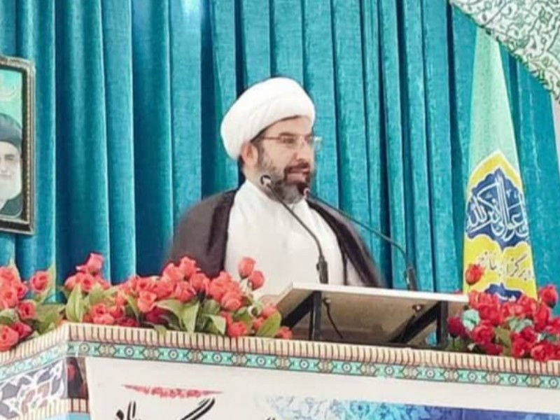 شهید آیت الله رئیسی مطیع و سرباز ولایت بود شهید آیت الله رئیسی مطیع و سرباز ولایت بود