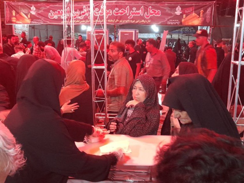 خدمات رسانی موکب سیدالشهدای بیستون به زوار اربعین حسینی خدمات رسانی موکب سیدالشهدای بیستون به زوار اربعین حسینی