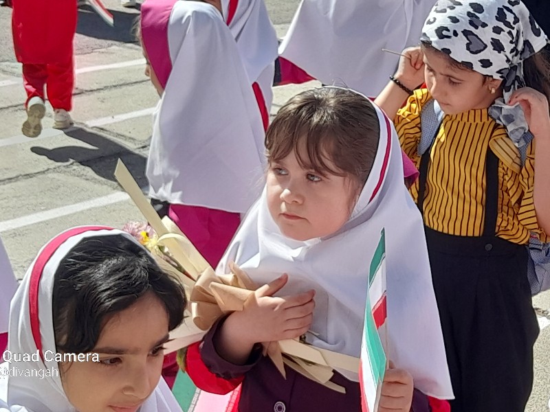 حدود 900کلاس اولی وارد مدارس هرسین می شوند حدود 900کلاس اولی وارد مدارس هرسین می شوند