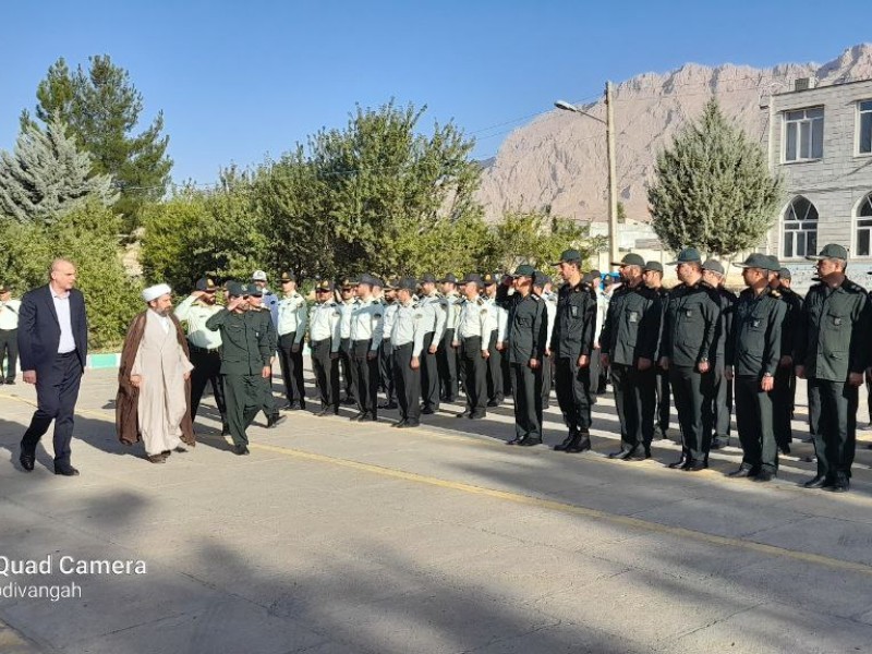 مراسم صبحگاه مشترک نیروهای مسلح درهرسین برگزار شد. مراسم صبحگاه مشترک نیروهای مسلح درهرسین برگزار شد.