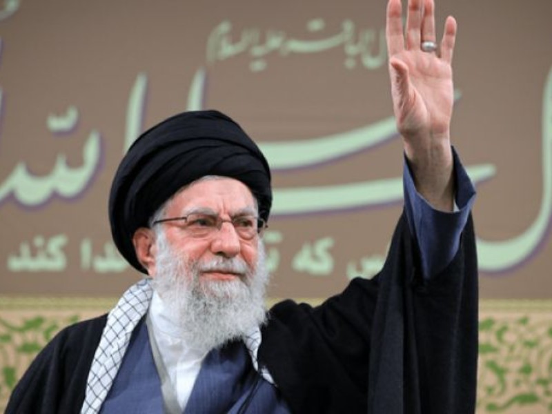 ملت، هویت خود را به رخ دشمنان کشید