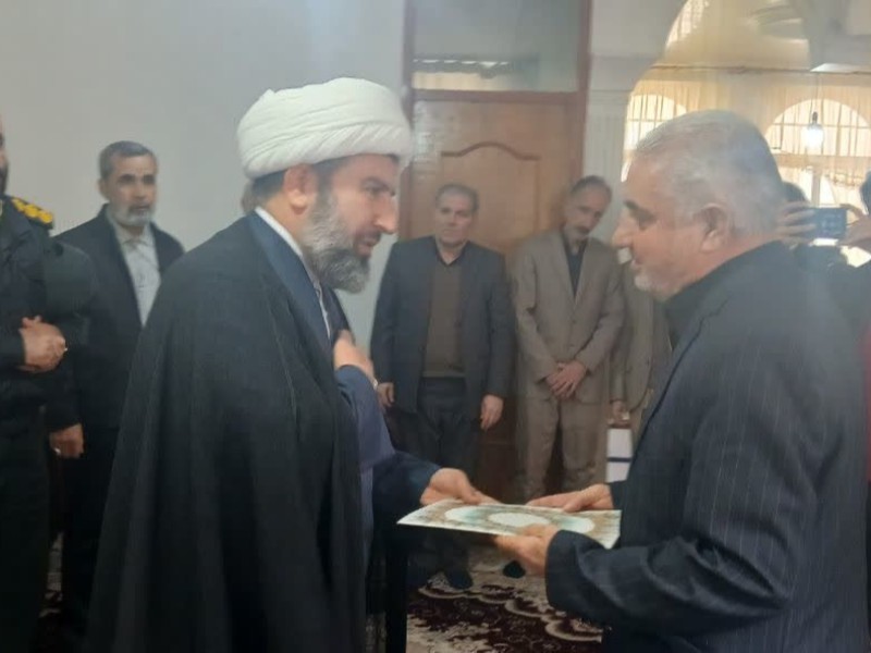 دیدار با خانواده های شهدا در هرسین