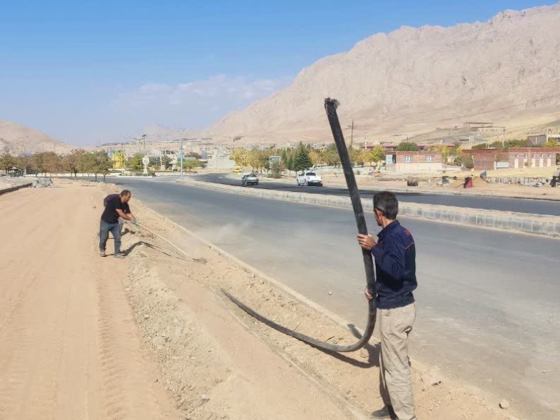 جاده سلامت یک سرمایه گذاری بلند مدت برای هرسین است جاده سلامت یک سرمایه گذاری بلند مدت برای هرسین است