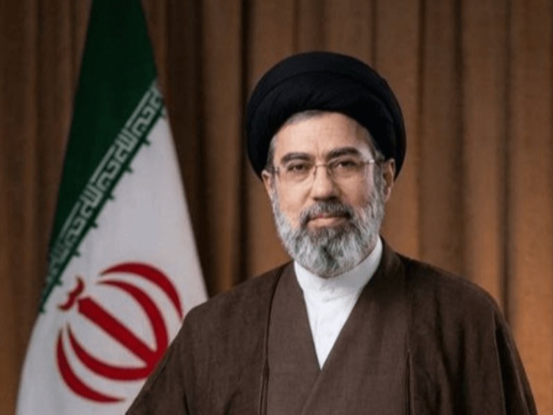 رهبر انقلاب: هر اقدامی که موجب سرخوردگی مردم شود، کمک به دشمن است